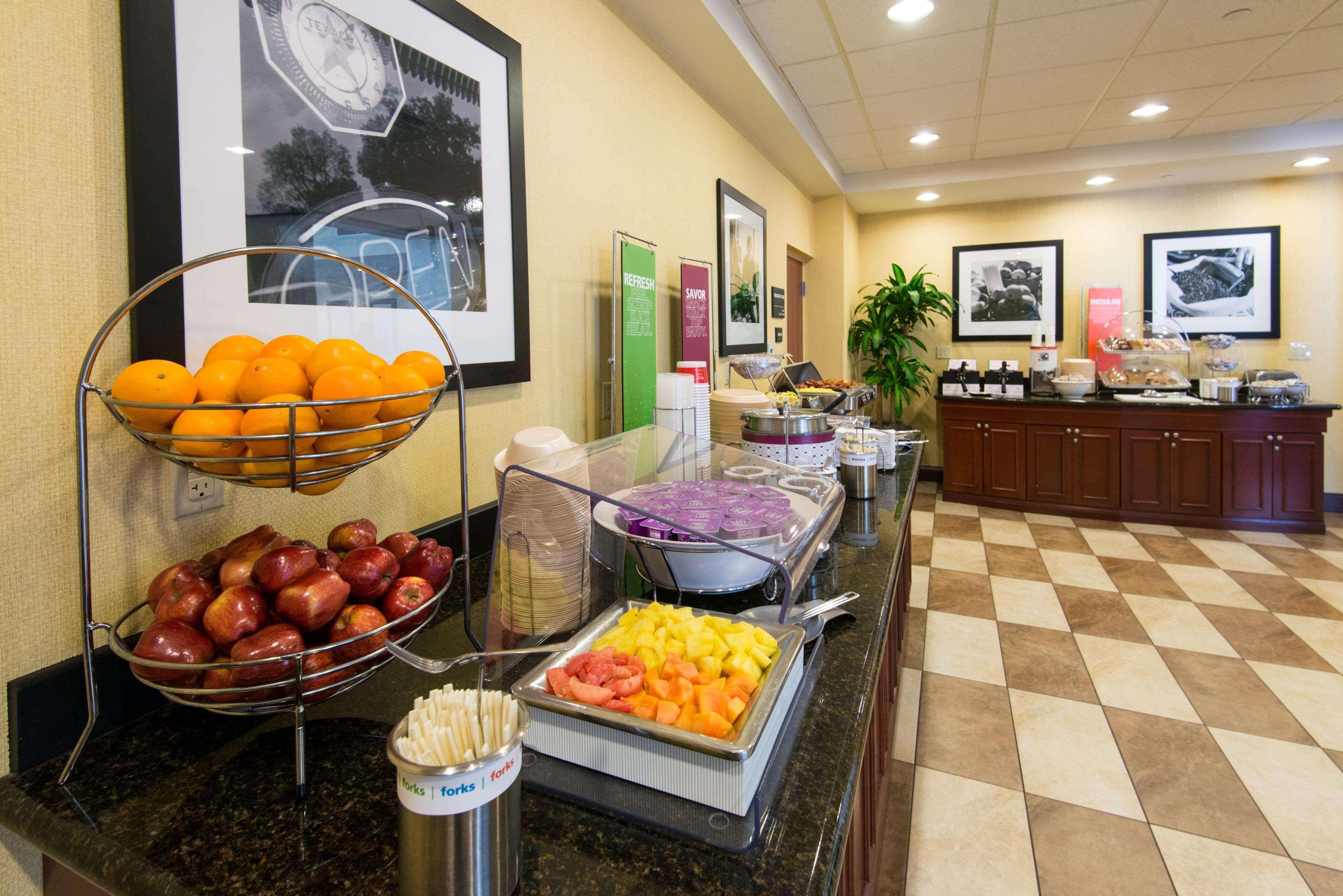 Hampton Inn & Suites Fort Myers-Colonial Boulevard Zewnętrze zdjęcie
