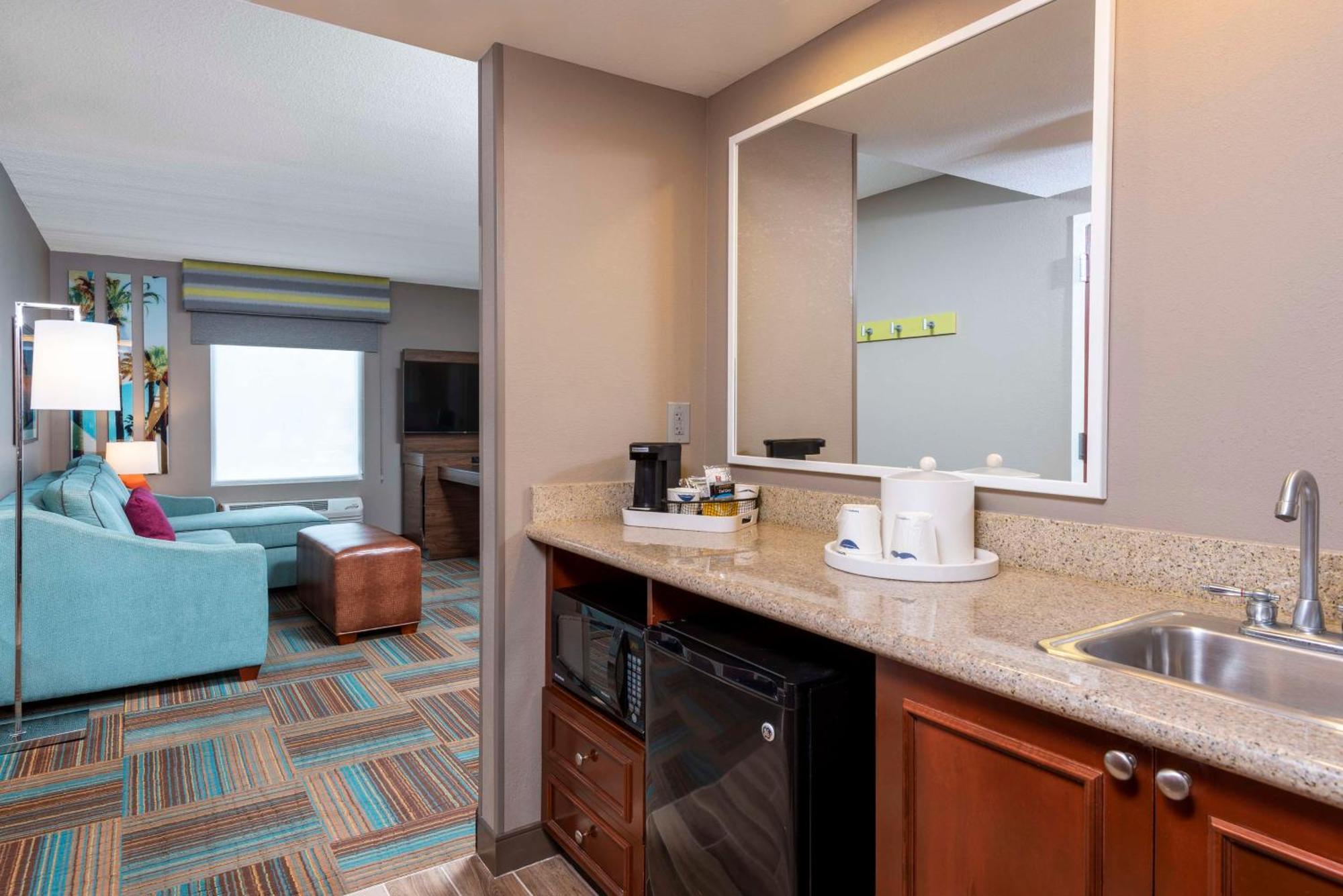Hampton Inn & Suites Fort Myers-Colonial Boulevard Zewnętrze zdjęcie